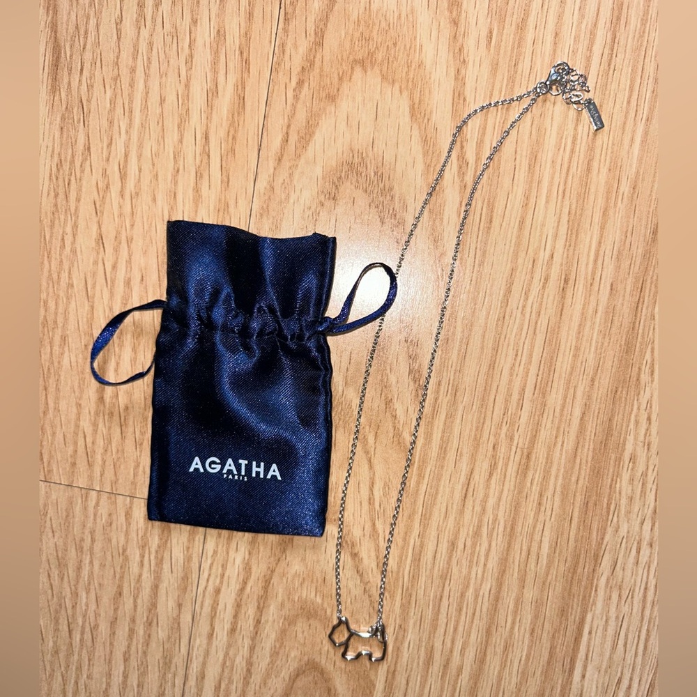 Agatha necklace